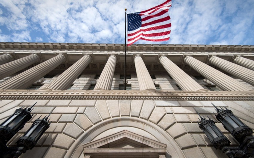 ABŞ Çinin 35 şirkətini “qara siyahı”ya salıb