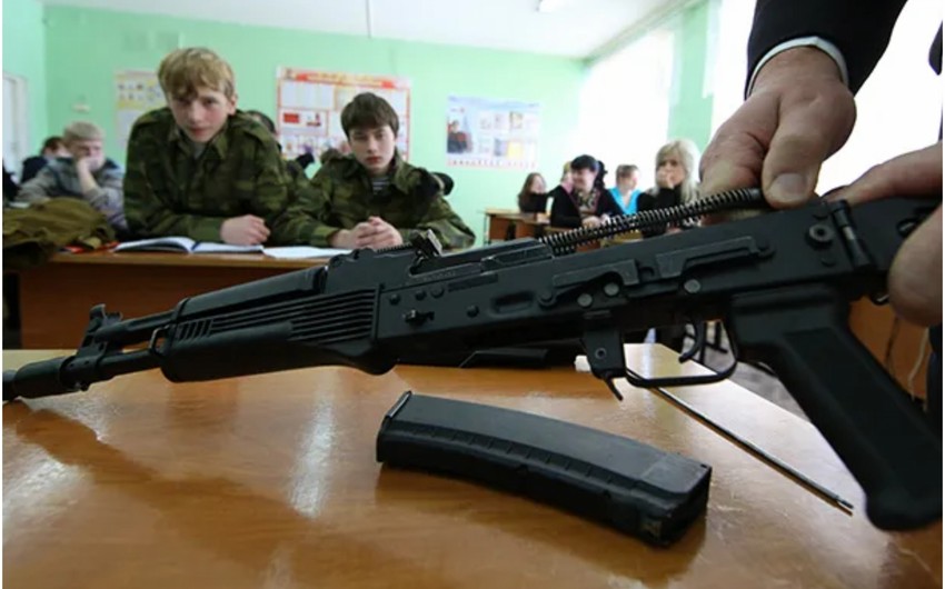 Ermənistanda yeni nazir məktəblərdə hərbi-vətənpərvərlik tədbirlərinin keçirilməsini qadağan edib