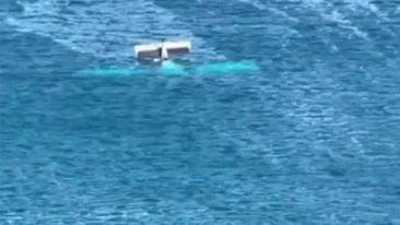 Krit sahillərində kiçik təyyarə dənizə düşüb: 1 ÖLÜ