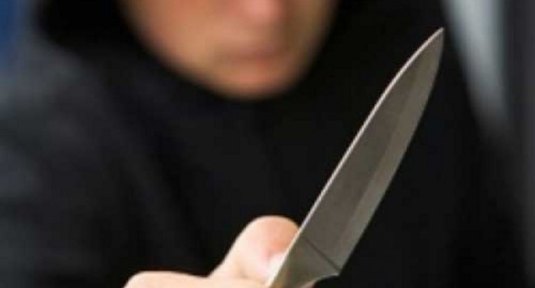 Bakıda 24 yaşlı gənc bıçaqlandı