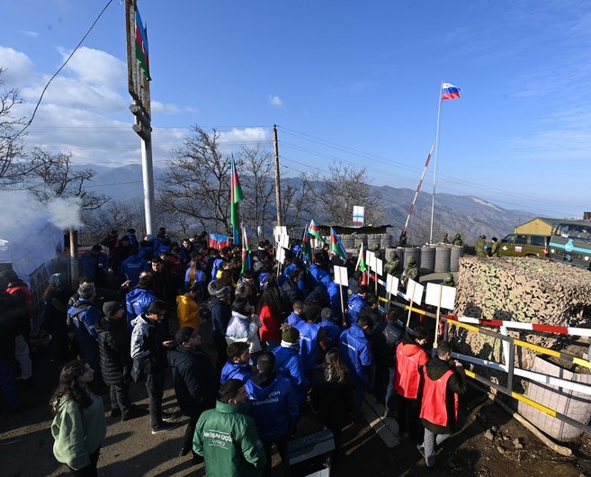 Xankəndi-Laçın yolunda keçirilən aksiyanın iştirakçıları növbəti dəfə dinc ermənilərə müraciət ediblər