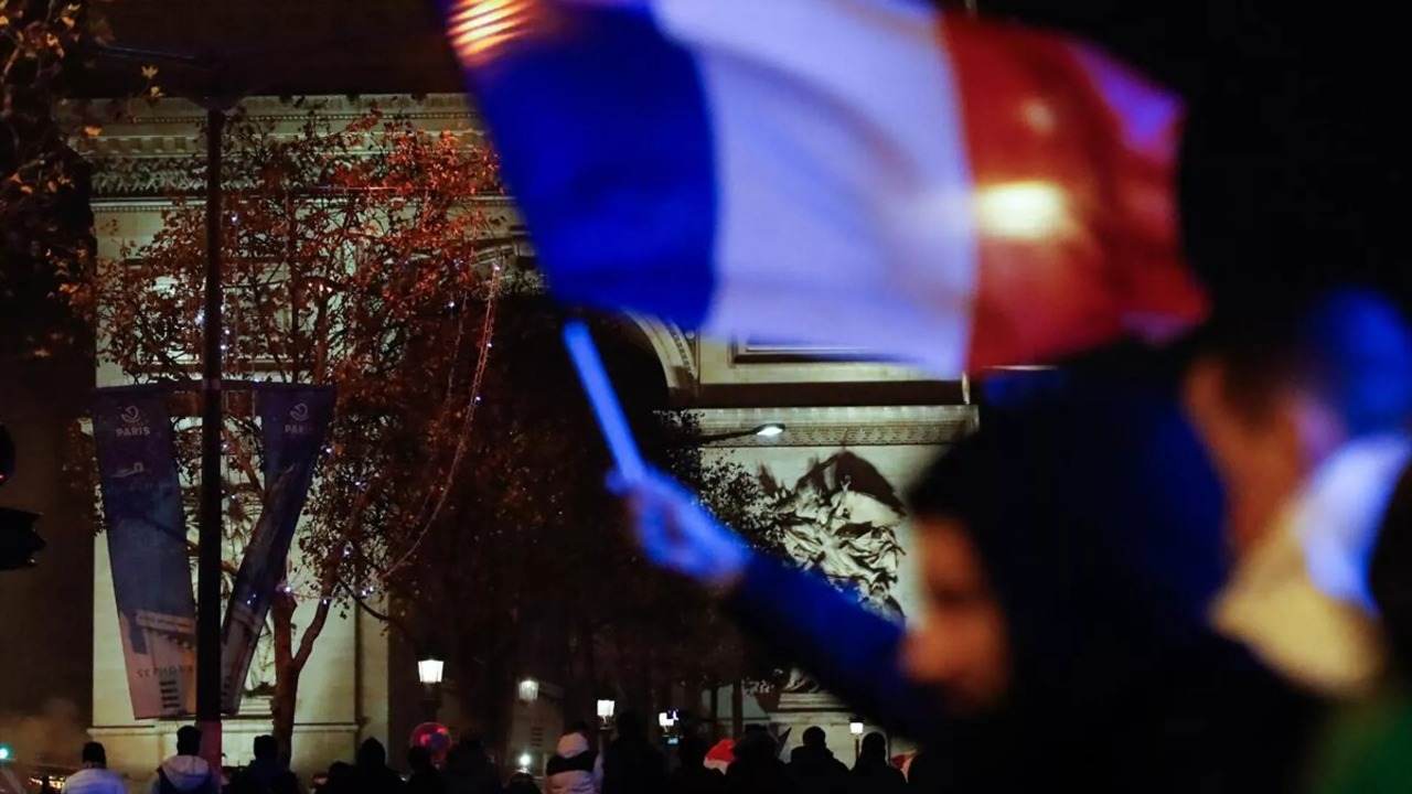 Fransada dünya çempionatından sonra baş verən hadisələrdə 227 nəfər saxlanıldı