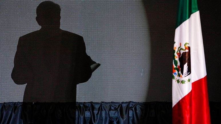 Meksika və İspaniya arasında 'müstəmləkə' gərginliyi baş verib