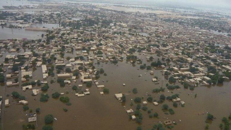 Dünya Bankı Pakistana 1,69 milyard dollar maliyyə dəstəyi edib