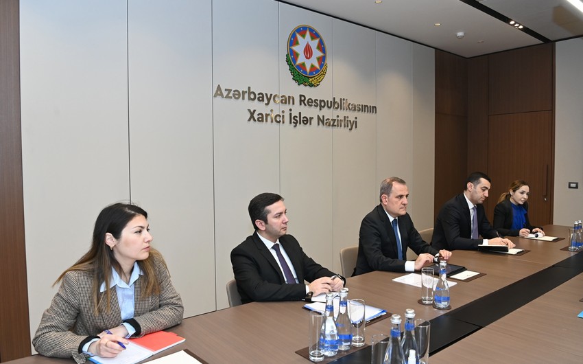 Джейхун Байрамов встретился с резидентом-координатором ООН в нашей стране