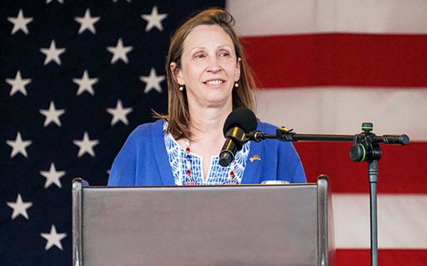 ABŞ ilk dəfə Rusiyaya qadın diplomatı səfir göndərir