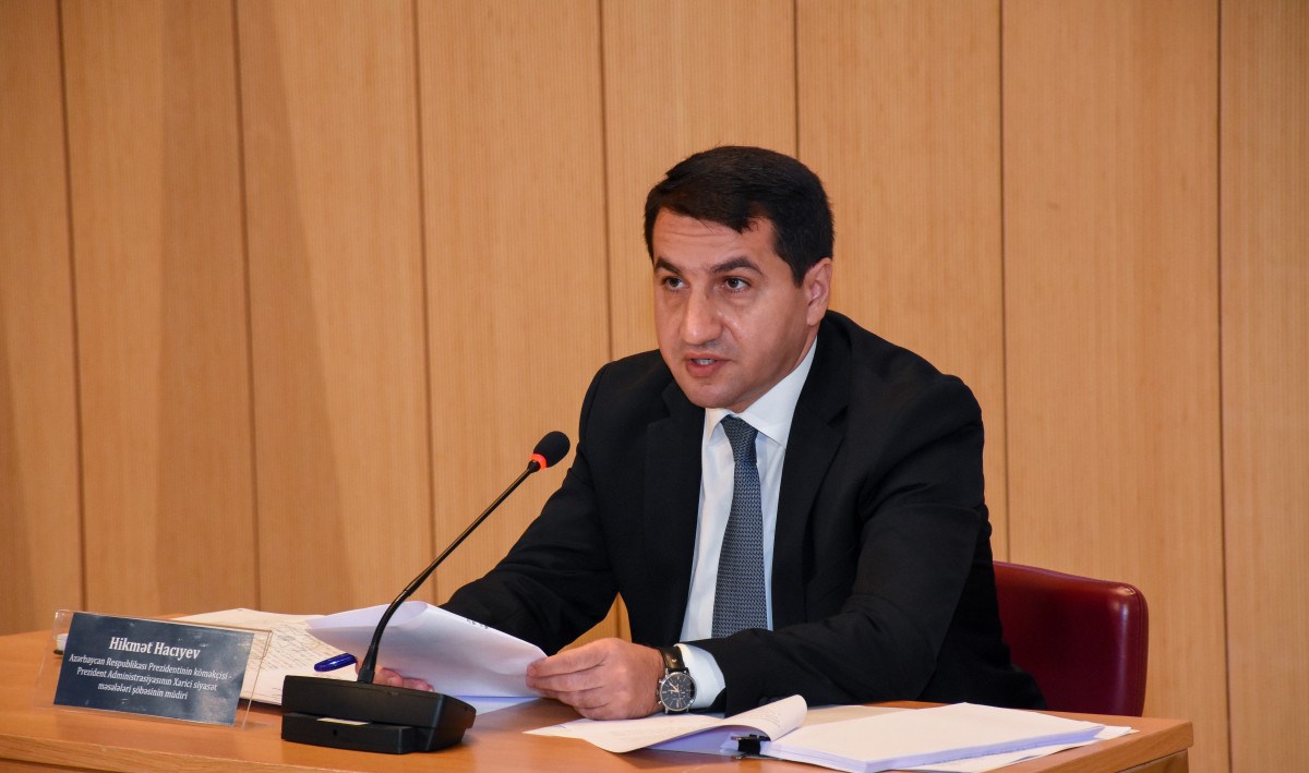 Hikmət Hacıyev Baydenin müşaviri ilə Azərbaycan-Ermənistan sülh müqaviləsi üzrə danışıqları müzakirə edib