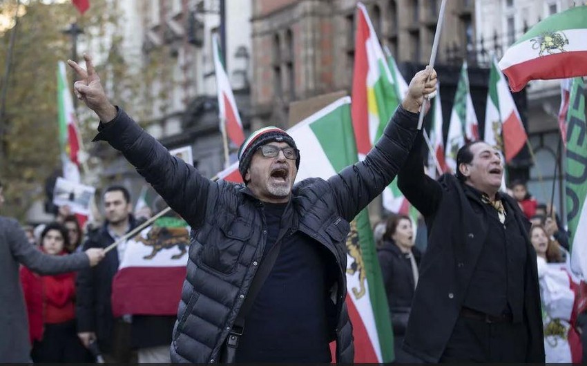 İranda azadlıq hərəkatının 100-cü günü: fəallar geri çəkilmir, rejimin qəddarlığı artıb