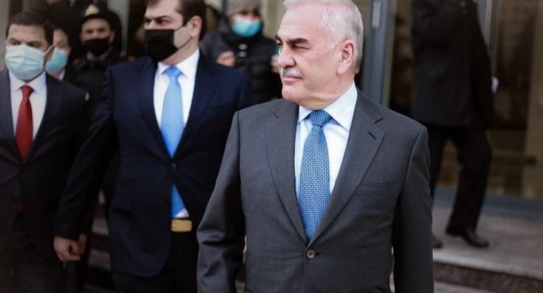 Vasif Talıbov buradan da çıxarıldı
