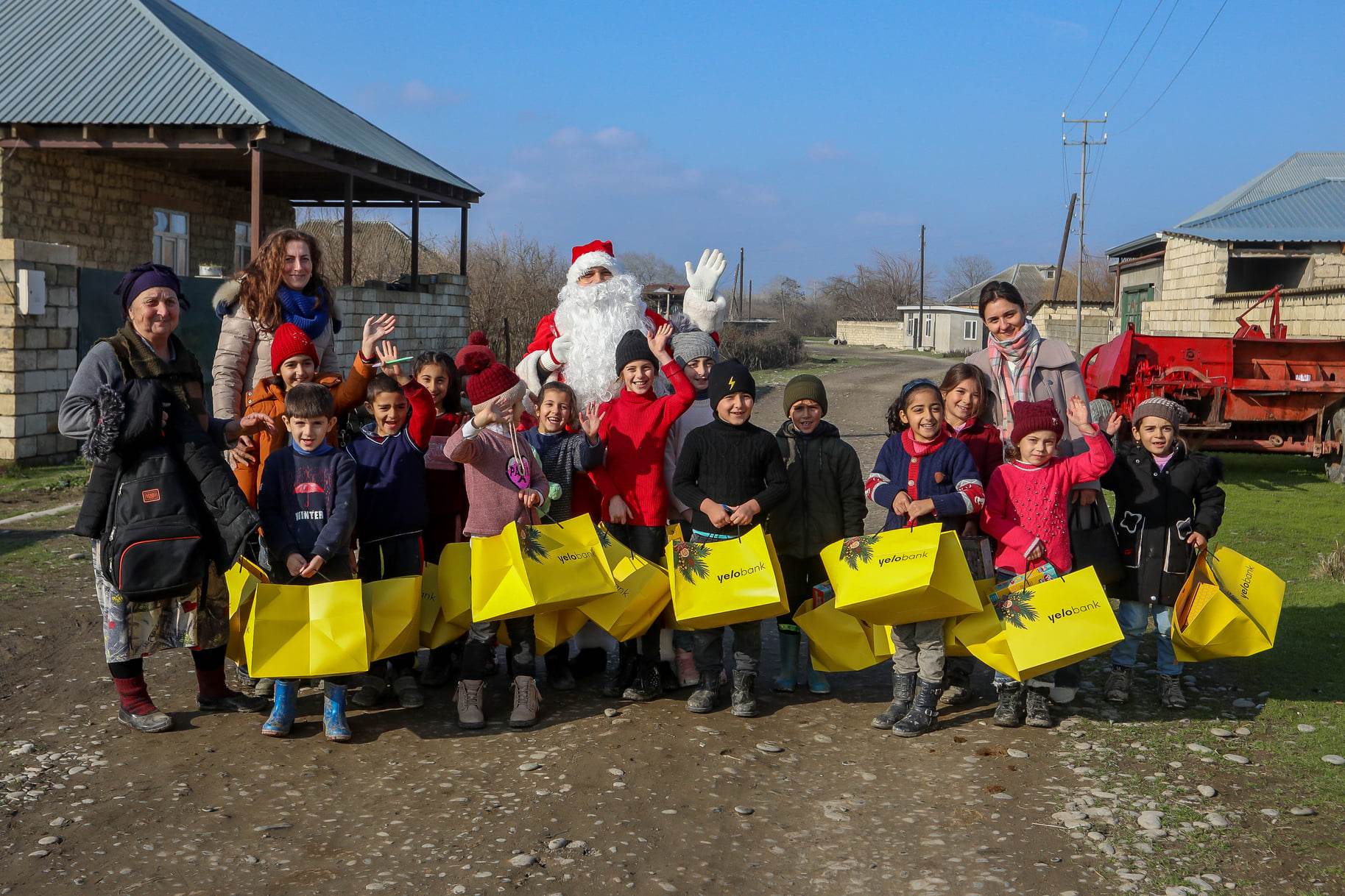 Новогодний сюрприз от Yelo Bank, детям проживающих в отдаленных селах