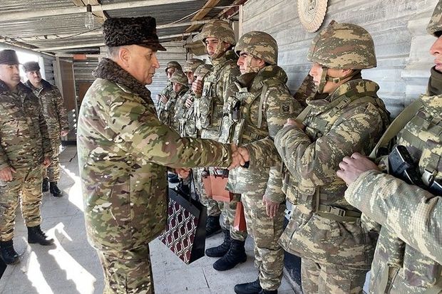 Azərbaycan Ordusunun Baş Qərargah rəisi Şuşada hərbçilərə tapşırıqlar verdi - FOTO