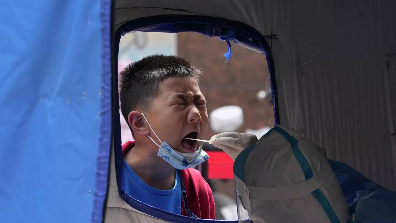 ABŞ Çindən gələn səyahətçilər üçün Covid-19 testini məcburi edəcək