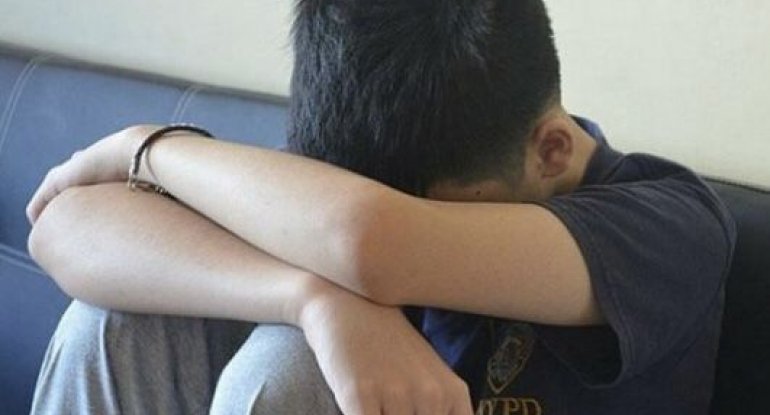 Bakıda ata 13 yaşlı oğlunu və xəstə arvadını döydü