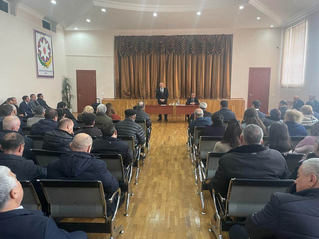 Nəsimi rayonunda dekabr ayında səyyar qəbullarda sakinlərin müraciətləri dinlənilmişdir