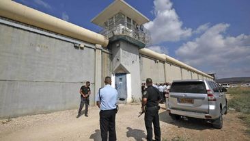 İsrail həbsxanasında ən uzun müddət qalan fələstinli sərbəst buraxıldı