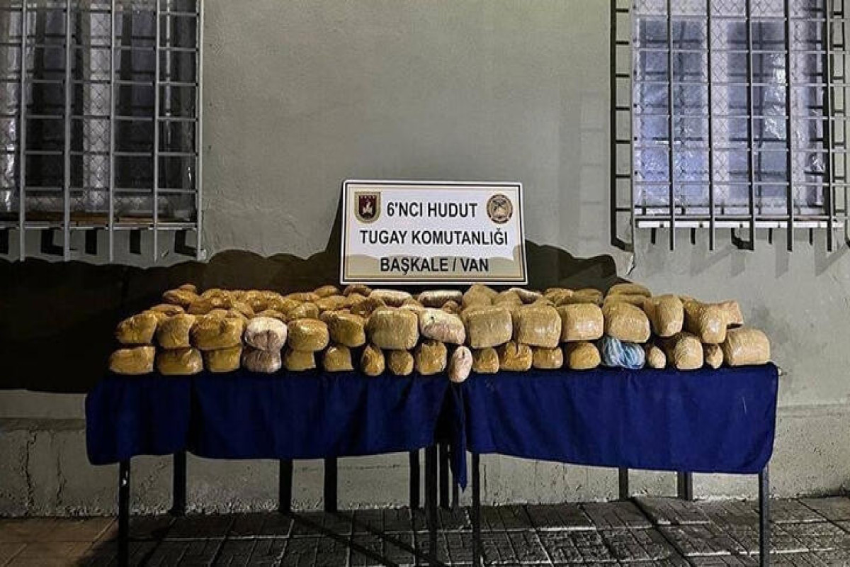 Türkiyəyə 215 kq-dan çox narkotikin keçirilməsinin qarşısı alınıb