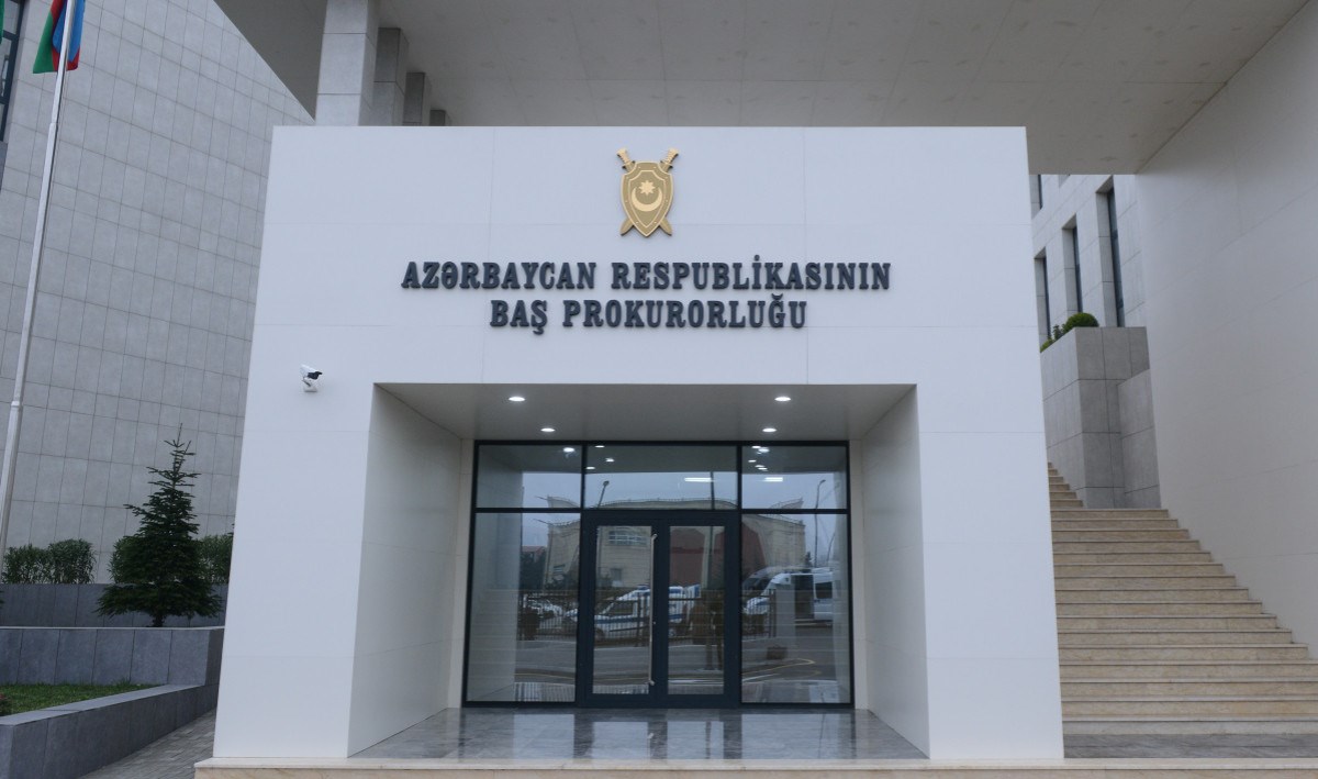 Baş Prokurorluq Şəmkirdə valyutadəyişmə məntəqəsindəki qumbara partlayışı barədə məlumat yayıb