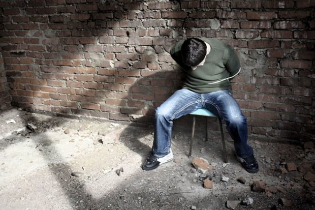 Azərbaycanda kişini qaçırıb girov götürdülər - 10 min istədilər