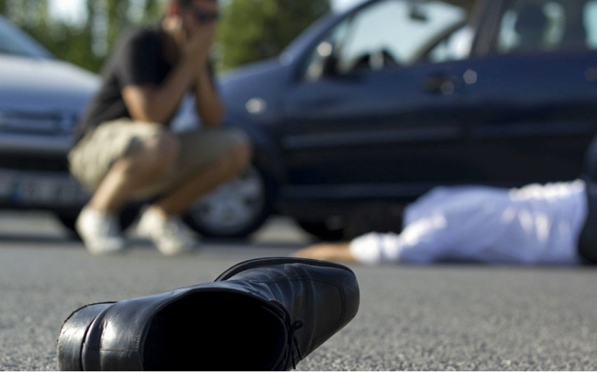 Gəncədə 2 piyadanı avtomobil vurub