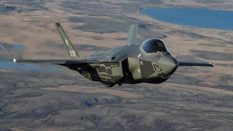 Kanada F-35 almaq üçün 14 milyard dollarlıq müqavilə imzalayıb