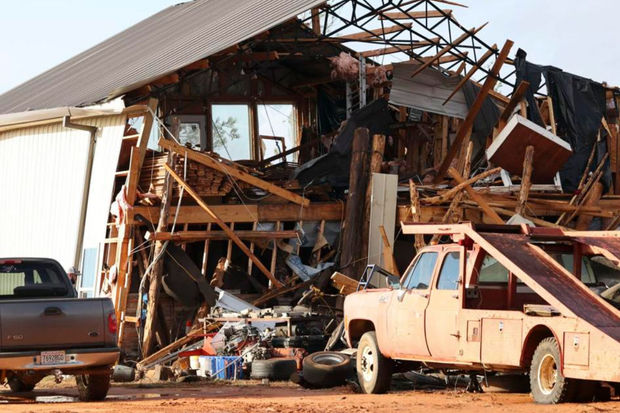 ABŞ-də tornado: Çox sayda insan həlak oldu - VİDEO