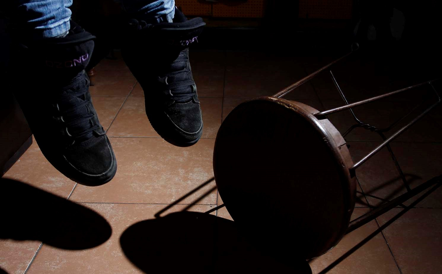 Gənc oğlan yaşadığı evdə özünü asdı