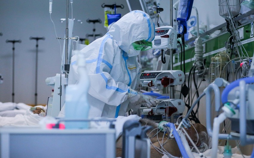 COVID-19-la mübarizədə iştirak edən tibb işçilərinin əməkhaqlarına əlavələrin verilməsi müddəti uzadılıb