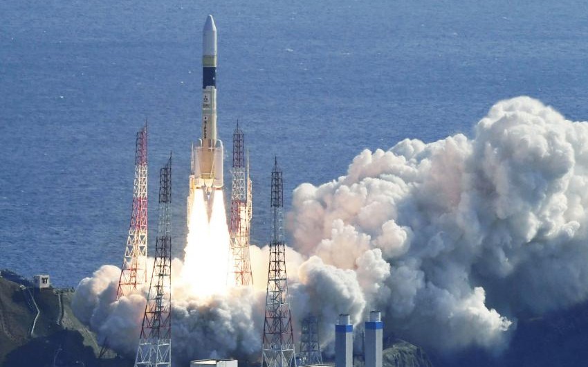 Япония запустила новый разведывательный спутник Radar 7