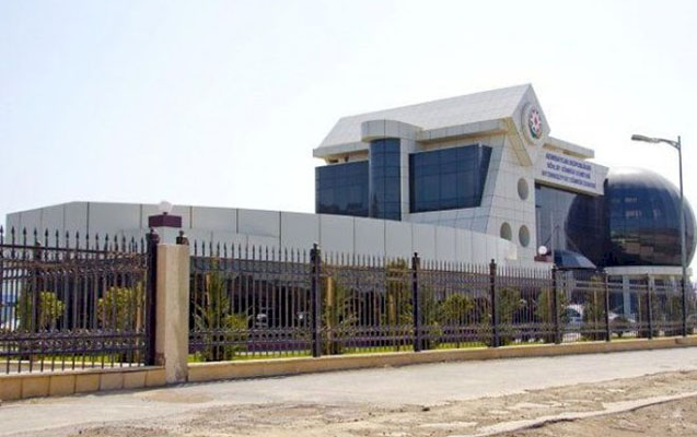 Gömrükdəki əməliyyatda saxlanılanların adları açıqlandı - Rəsmi