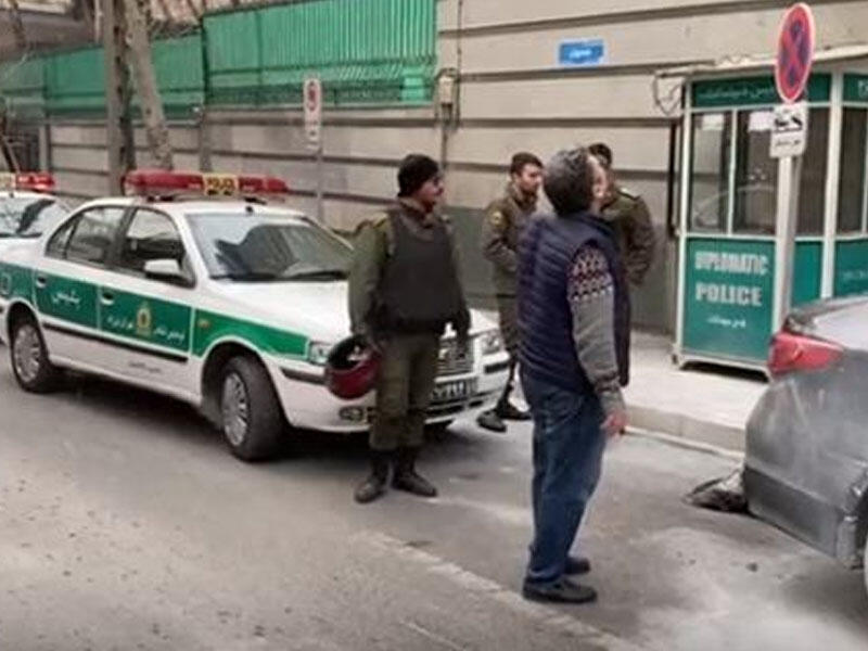 Azərbaycanın Tehrandakı səfirliyinə silahlı hücum edən şəxsin kimliyi BİLİNDİ