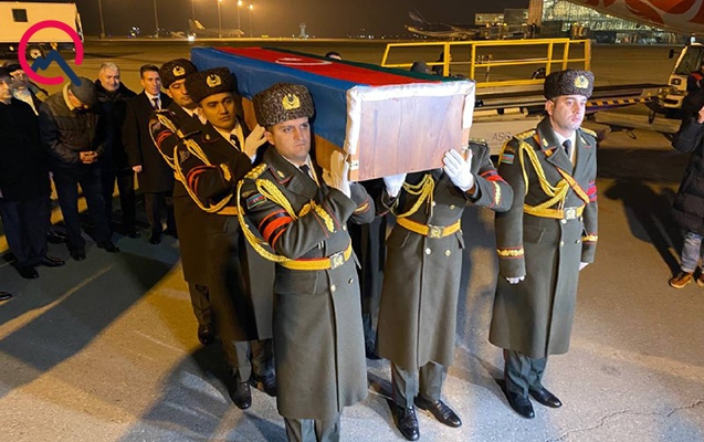 Orxan Əsgərovun nəşinin Bakıda qarşılanma anı (VİDEO)