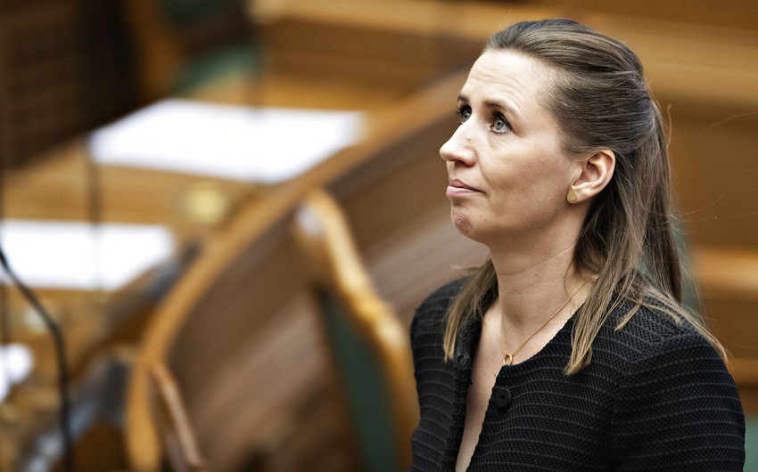 Danimarkanın baş naziri Ukraynaya gedib, yaralı hərbçilərlə görüşüb