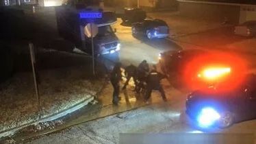 ABŞ-da qaradərili Tire Nikolsun ölümündə daha bir polis məmuru cəzalandırılıb