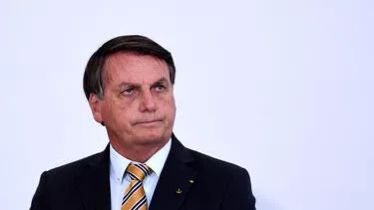 Bolsonaro ABŞ-a turist vizası üçün müraciət edib