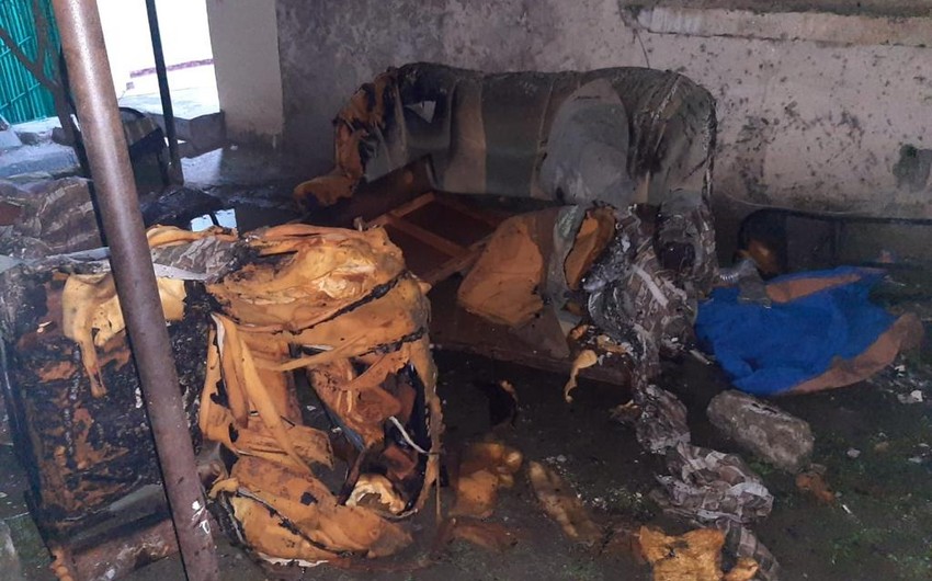 Bakıda yaşayış binasında partlayış olub, xəsarət alan var