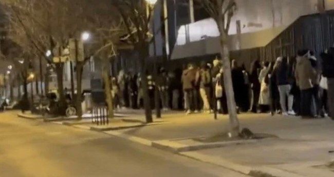 Fransada tələbələrin ərzaq yardımına ehtiyacı artmaqdadır