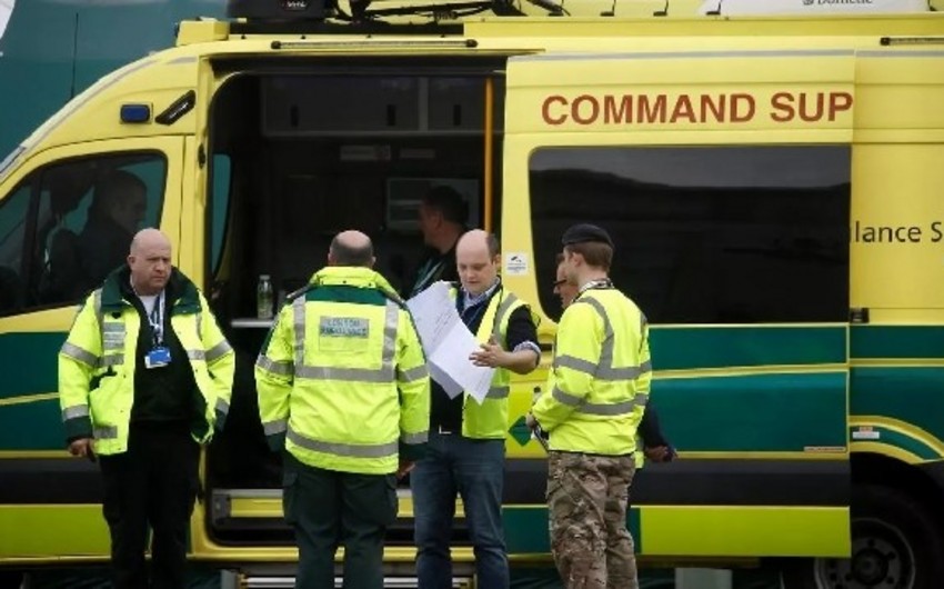 Britaniyada kollec rəhbəri, həyat yoldaşı və qızı təhsil ocağında ölü tapılıb