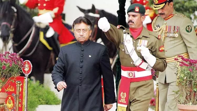 Keçmiş puşist Pakistan lideri 79 yaşında vəfat edib