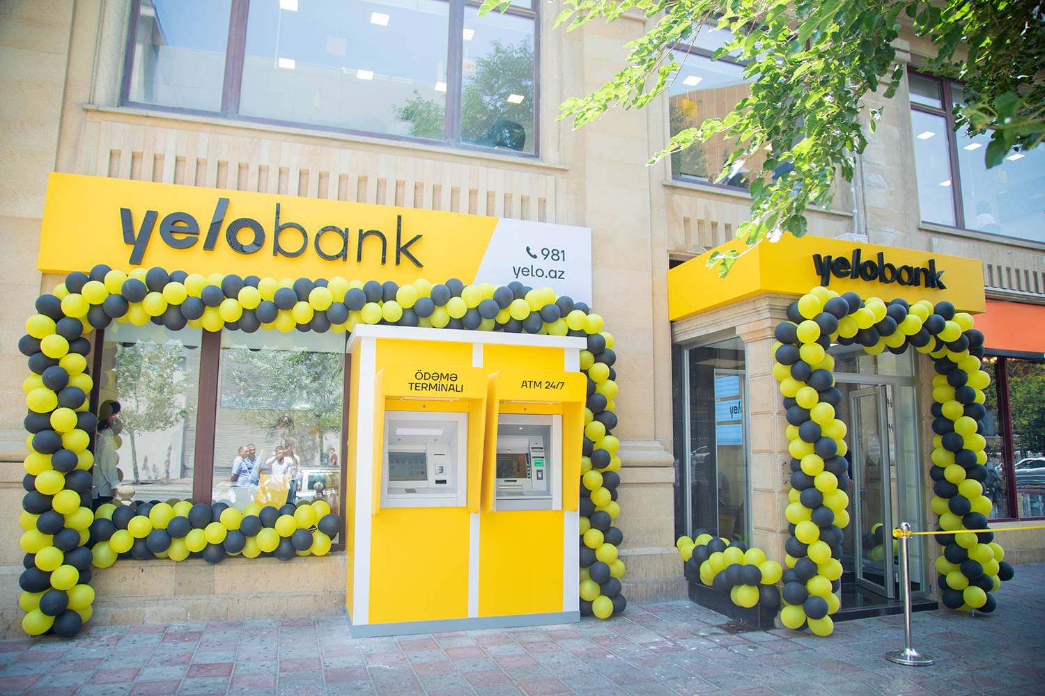Yelo Bank tender elan edir