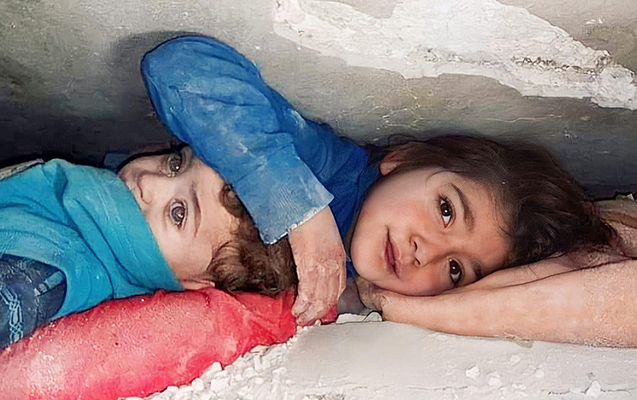 Dünyada gündəm olan bacı-qardaş xilas edildi - Foto