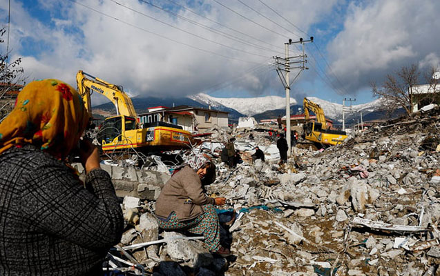 Zəlzələdə həlak olanların sayı 8500-ü ötdü