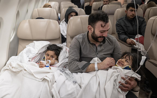 Yaralılar özəl təyyarə ilə Ankaraya aparıldı - Fotolar