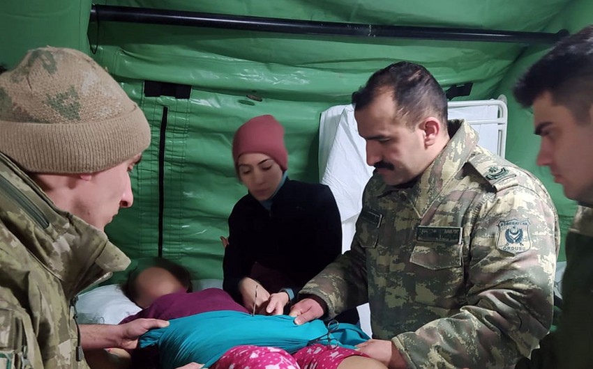 Azərbaycanın hərbi həkimləri daha 7 cərrahi əməliyyat edib, 41 nəfərə ambulator yardım göstəriblər
