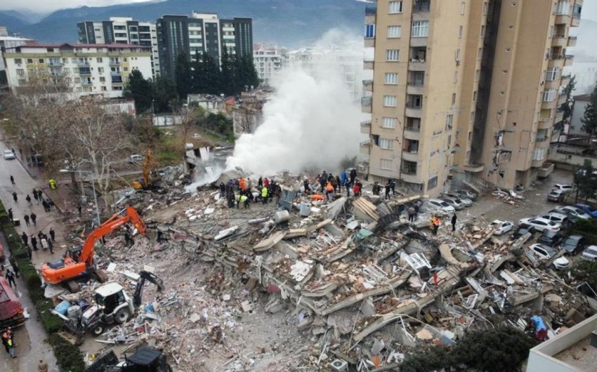 Malatyada zəlzələdə uçan binalara görə daha 31 nəfər saxlanılıb