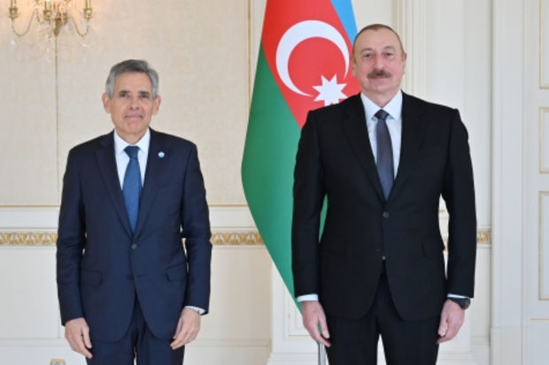 İlham Əliyev San-Marinonun ölkəmizə yeni təyin olunan səfirinin etimadnaməsini qəbul edib - YENİLƏNİB + FOTO