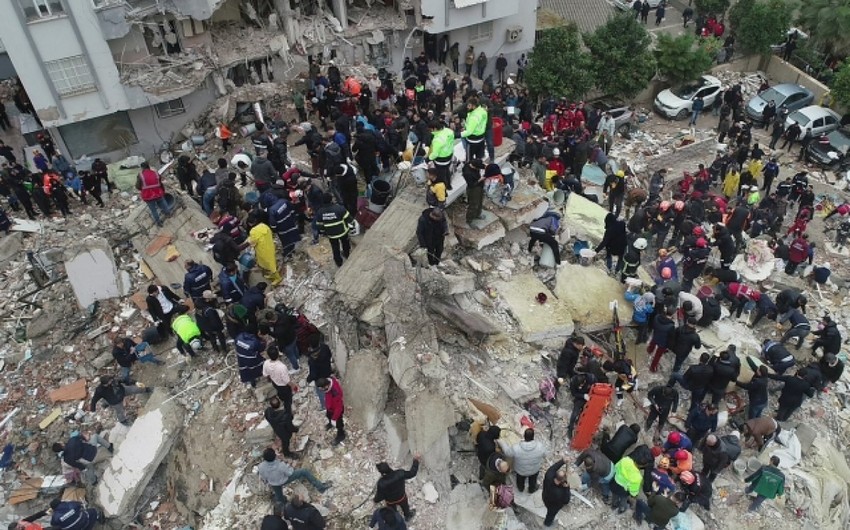 Türkiyədə zəlzələdən 248 saat sonra qız xilas edilib