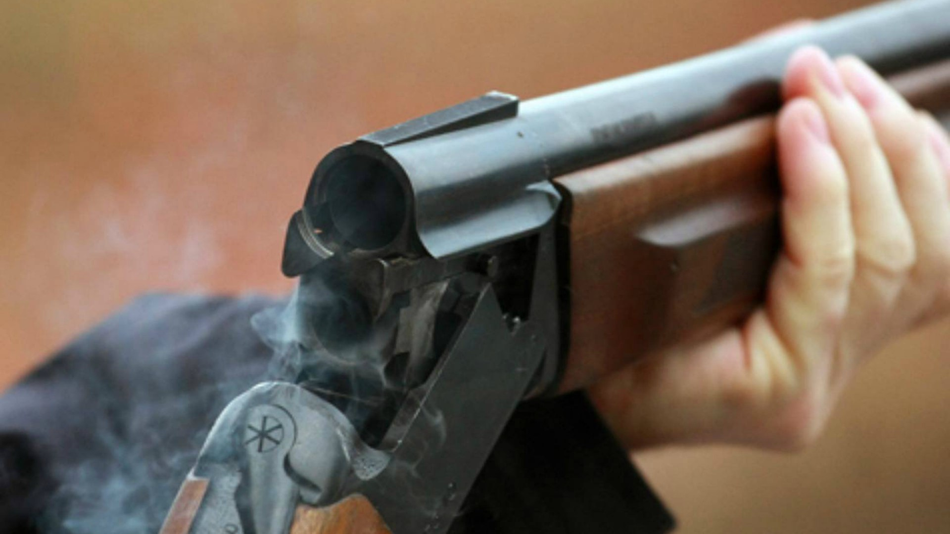 Yevlaxda 20 yaşlı qadının odlu silahla qətlə yetirilməsinin TƏFƏRRÜATI