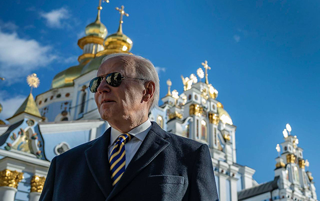 Baydenin səfəri qədər qalstuku da gündəm oldu - Fotolar