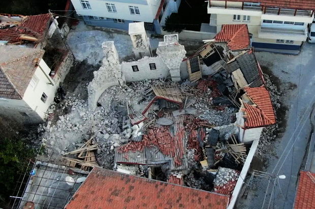 Türkiyədə dünyanın ən müqəddəs ziyarətgahlarından biri tamamilə dağıldı - FOTO/VİDEO