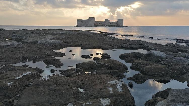 Kızkalesidə dəniz suyu 100 metr çəkildi